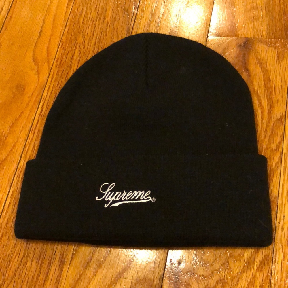 Supreme Obama beanie